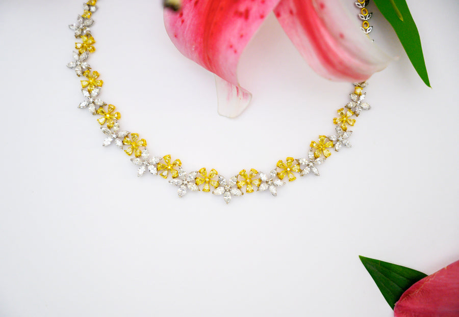 The Yellow Blossom Necklace